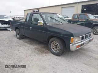 1993 Nissan Frontier z VIN 1N6SD16S5PC405482, wystawiony jako IAAI lot #42467281 z przebiegiem 238 468 mil mil oraz . Historia ofert i sprzedaży dostępna na DreamBid. Obrazek 1.