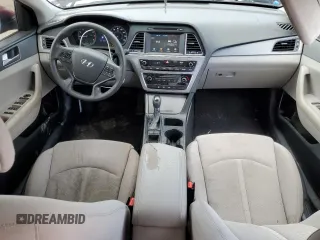 2016 Hyundai Sonata SE z VIN 5NPE24AF3GH307704, wystawiony jako Copart lot #45120925 z przebiegiem 126 347 mil mil oraz Szkoda całkowita • Salvage title. Historia ofert i sprzedaży dostępna na DreamBid. Obrazek 8.