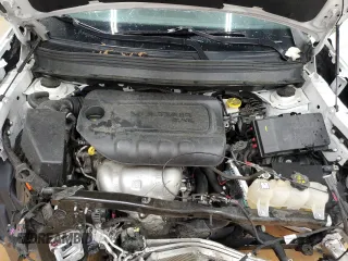 2020 Jeep Cherokee Altitude z VIN 1C4PJMLB7LD527790, wystawiony jako Copart lot #55960455 z przebiegiem Nie podano mil oraz Szkoda całkowita • Salvage title. Historia ofert i sprzedaży dostępna na DreamBid. Obrazek 12.