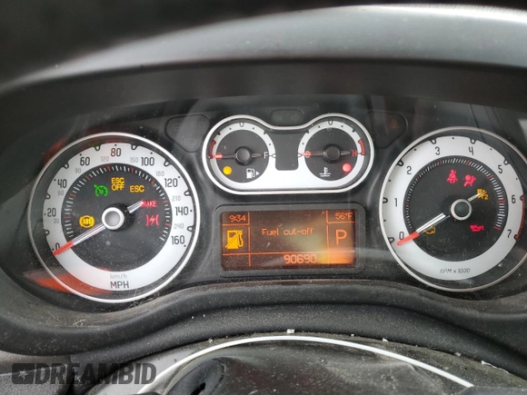 2015 FIAT 500L Urbana Trekking with VIN ZFBCFADH5FZ033732, listed as a Copart auction lot 82686434 with 90,690 mi miles and Clean Title. Bid and sale history available at carsss.com. Image 9.