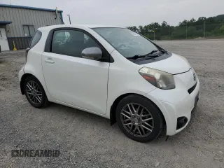 2012 Scion iQ z VIN JTNJJXB07CJ013314, wystawiony jako Copart lot #60961445 z przebiegiem 172 480 mil mil oraz Szkoda całkowita • Salvage title. Historia ofert i sprzedaży dostępna na DreamBid. Obrazek 4.