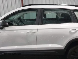 2023 Volkswagen Taos S z VIN 3VVCX7B22PM307548, wystawiony jako IAAI lot #42139747 z przebiegiem 34 299 mil mil oraz . Historia ofert i sprzedaży dostępna na DreamBid. Obrazek 14.