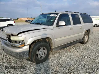 2004 Chevrolet Suburban LT with VIN 1GNEC16Z04J254873, listed as a Copart auction lot 82315924 with 385,089 mi miles and Salvage Title. Bid and sale history available at carsss.com. Image 1.
