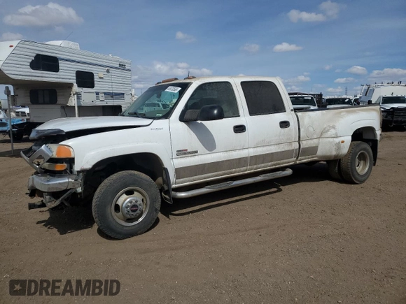 2005 GMC Sierra 3500 DRW Work Trk z VIN 1GTJK33215F873855, wystawiony jako Copart lot #44970565 z przebiegiem 214 306 mil mil oraz Szkoda całkowita • Salvage title. Historia ofert i sprzedaży dostępna na DreamBid. Obrazek 1.