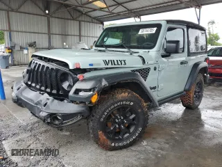 2023 Jeep Wrangler Sport z VIN 1C4HJXAG3PW633586, wystawiony jako Copart lot #58744785 z przebiegiem 32 212 mil mil oraz Szkoda całkowita • Salvage title. Historia ofert i sprzedaży dostępna na DreamBid. Obrazek 1.