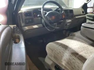2000 Ford Super Duty F-250 XL with VIN 1FTNX21L6YED13882, listed as a Copart auction lot 46258105 with 132,339 mi miles and Salvage Title. Bid and sale history available at carsss.com. Image 8.