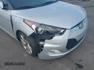2016 Hyundai Veloster with VIN KMHTC6AD8GU301395, listed as a IAAI auction lot 42634620 with 115,551 mi miles and . Bid and sale history available at DreamBid. Image 6.
