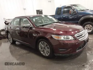 2011 Ford Taurus Limited z VIN 1FAHP2FW8BG106590, wystawiony jako IAAI lot #42022354 z przebiegiem 107 586 mil mil oraz . Historia ofert i sprzedaży dostępna na DreamBid. Obrazek 1.