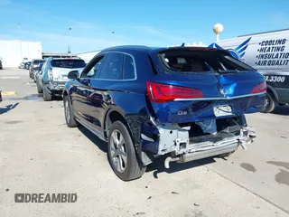 2023 Audi Q5 Premium Plus with VIN WA1BBAFYXP2195975, listed as a IAAI auction lot 41309879 with 11,124 mi miles and . Bid and sale history available at DreamBid. Image 3.