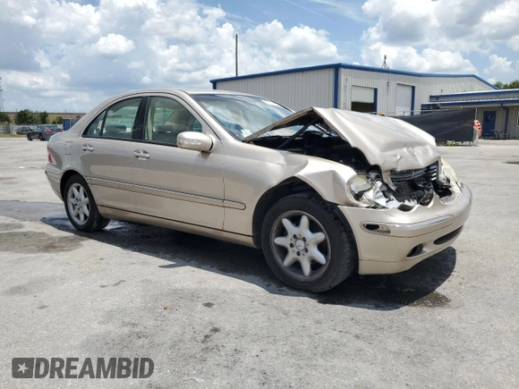 2002 Mercedes-Benz C 230/260/280/320 с VIN WDBRF61J32F155270, выставлен на аукционе Copart как лот 58742125 с пробегом 148 035 миль миль и Списание • Salvage title. История ставок и продаж доступна на DreamBid. Изображение 4.