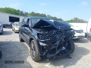 2025 Ford Explorer ST-Line z VIN 1FMUK8KH4SGB39339, wystawiony jako IAAI lot #42122821 z przebiegiem Nie podano mil oraz . Historia ofert i sprzedaży dostępna na DreamBid. Obrazek 1.