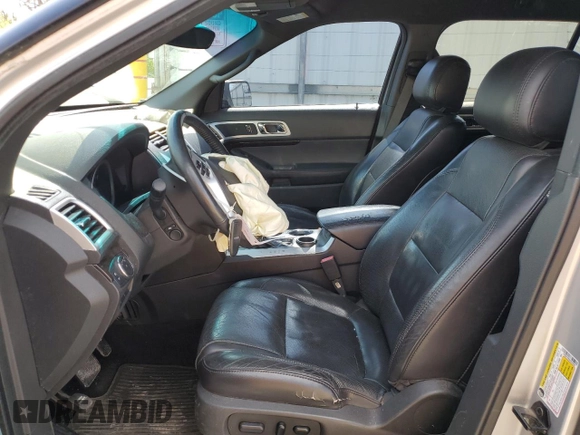2013 Ford Explorer Limited z VIN 1FM5K7F89DGB25609, wystawiony jako Copart lot #52168885 z przebiegiem 153 004 mil mil oraz Szkoda całkowita • Salvage title. Historia ofert i sprzedaży dostępna na DreamBid. Obrazek 7.