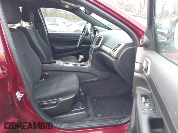2017 Jeep Grand Cherokee Laredo with VIN 1C4RJFAG1HC844965, listed as a IAAI auction lot 41606739 with 82,144 mi miles. Bid and sale history available at carsss.com. Image 5.