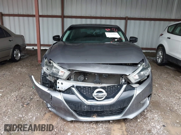 2018 Nissan Maxima Platinum z VIN 1N4AA6AP4JC390235, wystawiony jako IAAI lot #42376364 z przebiegiem 152 293 mil mil oraz . Historia ofert i sprzedaży dostępna na DreamBid. Obrazek 12.