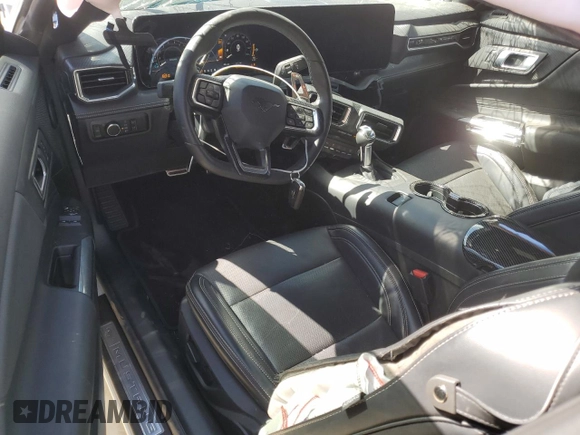 2024 Ford Mustang GT with VIN 1FA6P8CF6R5416922, listed as a Copart auction lot 53400315 with 8,152 mi miles and Salvage title. Bid and sale history available at DreamBid. Image 8.