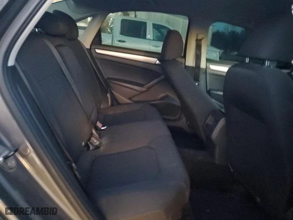 2015 Volkswagen Passat 1.8T Wolfsburg Ed with VIN 1VWAT7A3XFC004414, listed as a Copart auction lot 47180725 with 132,464 mi miles and Salvage Title. Bid and sale history available at carsss.com. Image 10.