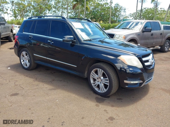 2013 Mercedes-Benz GLK-Class GLK 350 with VIN WDCGG5HB9DF974618, listed as a IAAI auction lot 41865083 with 142,850 mi miles. Bid and sale history available at carsss.com. Image 1.