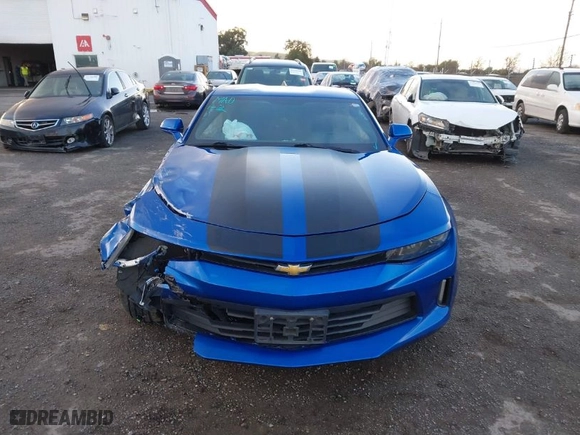 2018 Chevrolet Camaro 1LT with VIN 1G1FB1RX1J0140367, listed as a IAAI auction lot 41252986 with NaN miles. Bid and sale history available at carsss.com. Image 13.
