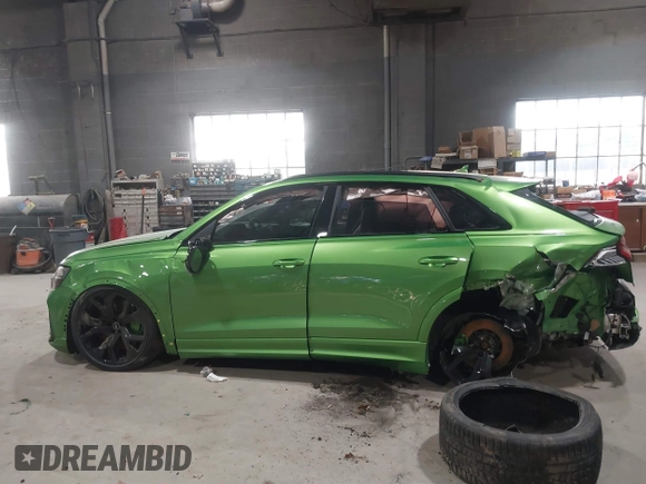 2021 Audi RS Q8 z VIN WU1ARBF11MD023634, wystawiony jako IAAI lot #41265556 z przebiegiem 16 042 mil mil oraz . Historia ofert i sprzedaży dostępna na DreamBid. Obrazek 14.