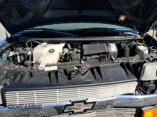 2004 Chevrolet Express Passenger z VIN 1GBFG15T841212230, wystawiony jako Copart lot #61109634 z przebiegiem 154 493 mil mil oraz Szkoda całkowita • Salvage title. Historia ofert i sprzedaży dostępna na DreamBid. Obrazek 12.