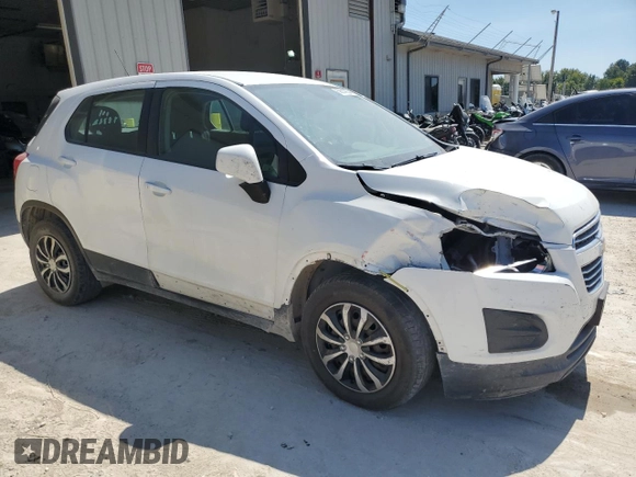 2016 Chevrolet Trax LS with VIN 3GNCJKSB2GL260232, listed as a Copart auction lot 69814824 with 0 mi miles and Salvage Title. Bid and sale history available at carsss.com. Image 4.