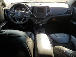 2019 Jeep Cherokee Latitude Plus with VIN 1C4PJLLB5KD479411, listed as a Copart auction lot 47528525 with 76,478 mi miles and Salvage Title. Bid and sale history available at DreamBid. Image 8.