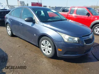 2014 Chevrolet Cruze LS with VIN 1G1PA5SH2E7174980, listed as a IAAI auction lot 41973841 with 100,061 mi miles and . Bid and sale history available at carsss.com. Image 1.