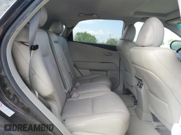 2011 Lexus RX 350 z VIN 2T2BK1BA6BC117715, wystawiony jako Copart lot #55993135 z przebiegiem 222 665 mil mil oraz Szkoda całkowita • Salvage title. Historia ofert i sprzedaży dostępna na DreamBid. Obrazek 11.