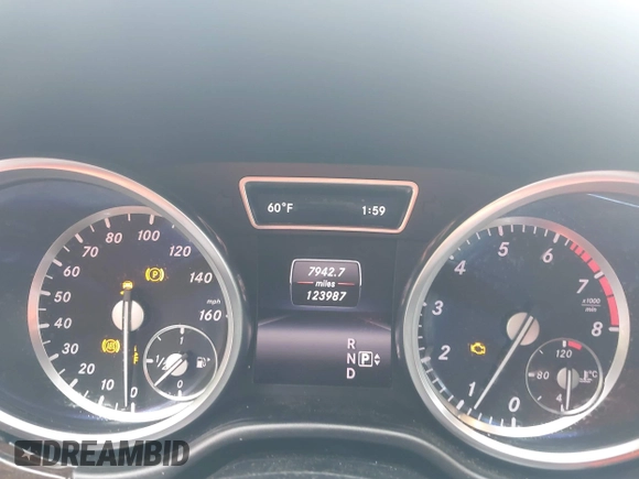 2014 Mercedes-Benz M 350 z VIN 4JGDA5HBXEA404597, wystawiony jako IAAI lot #42346070 z przebiegiem 123 987 mil mil oraz . Historia ofert i sprzedaży dostępna na DreamBid. Obrazek 7.