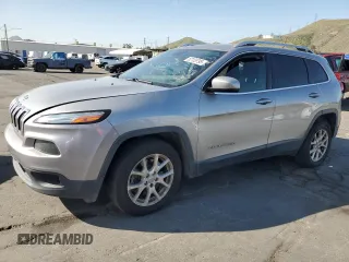 2017 Jeep Cherokee Latitude with VIN 1C4PJLCB2HW619654, listed as a Copart auction lot 52135795 with 161,299 mi miles and Clean Title. Bid and sale history available at carsss.com. Image 1.