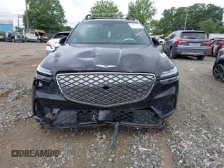 2024 Genesis GV70 Advanced z VIN 5NMMCET11RH002752, wystawiony jako IAAI lot #41836183 z przebiegiem 10 376 mil mil oraz . Historia ofert i sprzedaży dostępna na DreamBid. Obrazek 6.