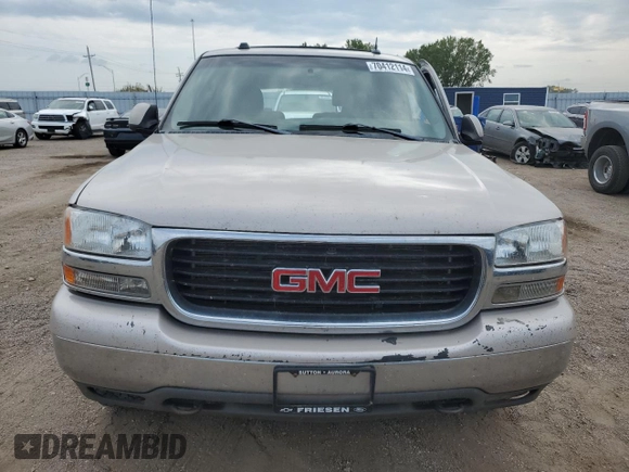 2004 GMC Yukon SLT with VIN 1GKEK13Z74J295635, listed as a Copart auction lot 70412114 with 262,062 mi miles and Salvage Title. Bid and sale history available at carsss.com. Image 5.