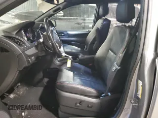 2019 Dodge Grand Caravan GT with VIN 2C4RDGEG1KR688903, listed as a Copart auction lot 46376665 with 74,138 mi miles and Salvage Title. Bid and sale history available at DreamBid. Image 7.