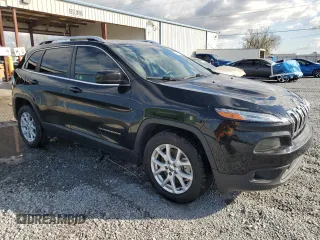 2018 Jeep Cherokee Latitude Plus with VIN 1C4PJLLX3JD534240, listed as a Copart auction lot 44310025 with 121,951 mi miles and Salvage Title. Bid and sale history available at carsss.com. Image 4.