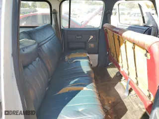 1990 Chevrolet Suburban with VIN 1GNER16K4LF170705, listed as a Copart auction lot 75886154 with 223,077 mi miles and Clean Title. Bid and sale history available at carsss.com. Image 10.