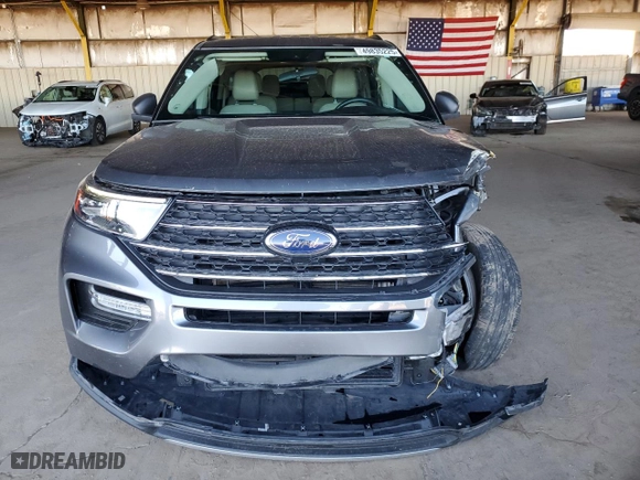 2022 Ford Explorer XLT with VIN 1FMSK7DH7NGB38544, listed as a Copart auction lot 49835225 with 49,572 mi miles and Salvage Title. Bid and sale history available at carsss.com. Image 5.
