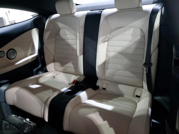 2018 Mercedes-Benz C 300 with VIN WDDWJ4KB4JF606547, listed as a Copart auction lot 42483995 with 82,083 mi miles and Salvage title. Bid and sale history available at DreamBid. Image 10.
