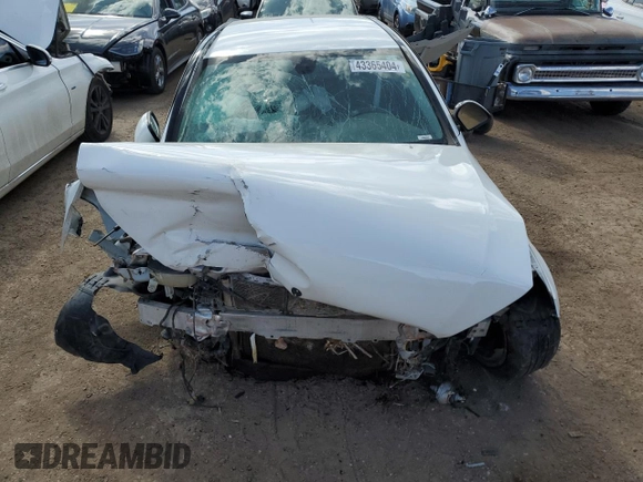 2017 Mercedes-Benz C 300 with VIN 55SWF4JB0HU215308, listed as a Copart auction lot 43365404 with Not provided miles and Non repairable. Bid and sale history available at DreamBid. Image 5.