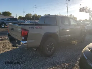 2018 Toyota Tacoma SR with VIN 3TMCZ5AN5JM176356, listed as a Copart auction lot 75196074 with 112,764 mi miles and Salvage Title. Bid and sale history available at carsss.com. Image 3.