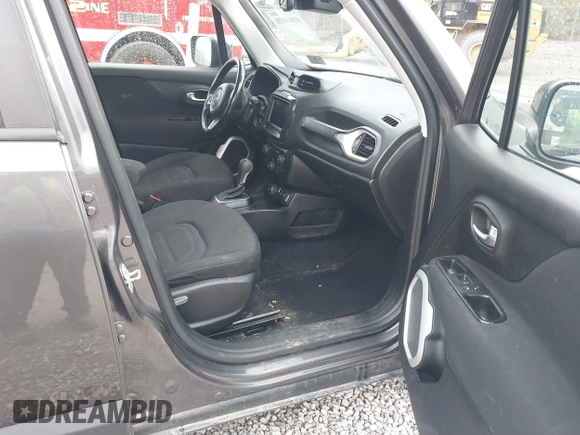 2018 Jeep Renegade Latitude with VIN ZACCJBBBXJPH41286, listed as a IAAI auction lot 41844070 with 161,251 mi miles and . Bid and sale history available at carsss.com. Image 5.