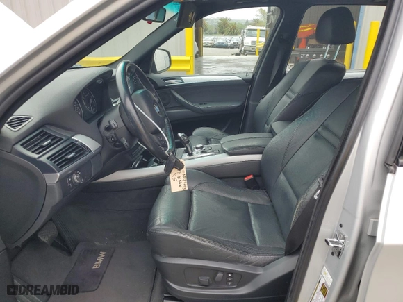 2007 BMW X5 3.0si with VIN 5UXFE43517L011431, listed as a Copart auction lot 52992415 with 179,155 mi miles and Clean Title. Bid and sale history available at carsss.com. Image 7.