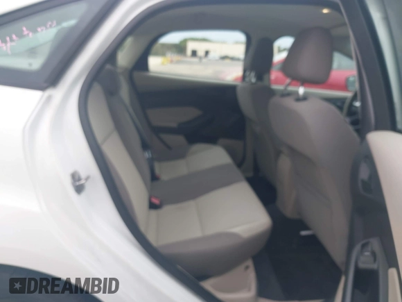 2012 Ford Focus SE with VIN 1FAHP3F25CL239383, listed as a IAAI auction lot 41656033 with 127,011 mi miles and . Bid and sale history available at DreamBid. Image 8.