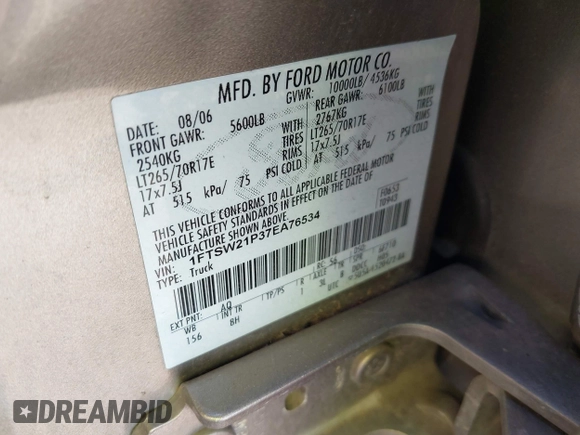 2007 Ford F-250 XL z VIN 1FTSW21P37EA76534, wystawiony jako IAAI lot #42076778 z przebiegiem Nie podano mil oraz . Historia ofert i sprzedaży dostępna na DreamBid. Obrazek 9.