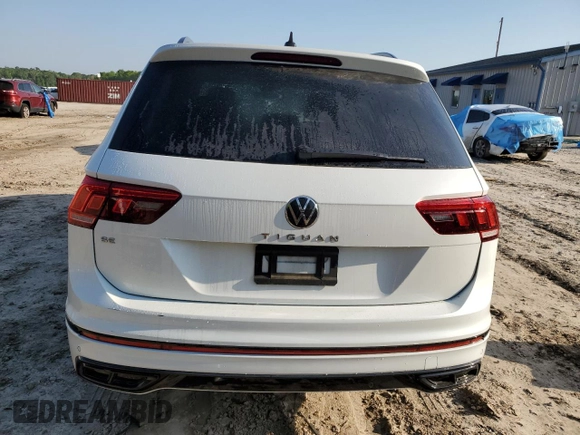 2023 Volkswagen Tiguan SE R-Line Black с VIN 3VVCB7AX6PM012271, выставлен на аукционе Copart как лот 54506175 с пробегом 28 168 миль миль и Списание • Salvage title. История ставок и продаж доступна на DreamBid. Изображение 6.