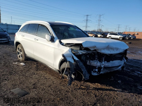 2018 Mercedes-Benz GLC 300 with VIN WDC0G4JBXJV023058, listed as a Copart auction lot 46691895 with Not provided miles and Salvage title. Bid and sale history available at DreamBid. Image 4.