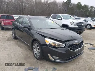 2015 Kia Cadenza Premium with VIN KNALN4D70F5177461, listed as a IAAI auction lot 41382190 with 214,538 mi miles. Bid and sale history available at carsss.com. Image 6.