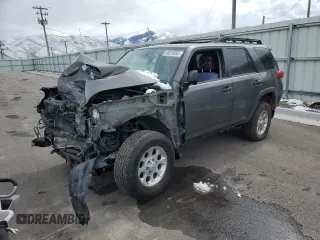 2010 Toyota 4Runner Trail with VIN JTEBU5JR4A5032960, listed as a Copart auction lot 50016095 with Not Provided miles and Salvage Title. Bid and sale history available at DreamBid. Image 1.