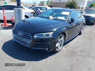 2018 Audi A5 Sportback Premium Plus z VIN WAUENCF55JA009202, wystawiony jako IAAI lot #42218463 z przebiegiem 51 866 mil mil oraz . Historia ofert i sprzedaży dostępna na DreamBid. Obrazek 2.