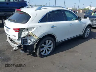 2011 Infiniti FX35 with VIN JN8AS1MU0BM111357, listed as a IAAI auction lot 42031638 with 162,396 mi miles. Bid and sale history available at carsss.com. Image 4.