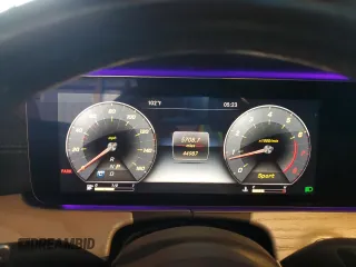 2019 Mercedes-Benz E 450 z VIN WDD1J6HBXKF108139, wystawiony jako Copart lot #58035605 z przebiegiem 44 987 mil mil oraz Szkoda całkowita • Salvage title. Historia ofert i sprzedaży dostępna na DreamBid. Obrazek 9.